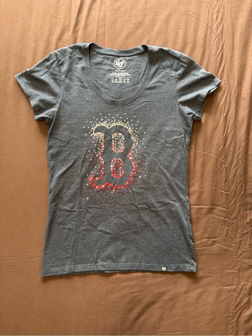 '47 Women's Charcoal Gray Boston B Logo Tee with Red and Gold Accent